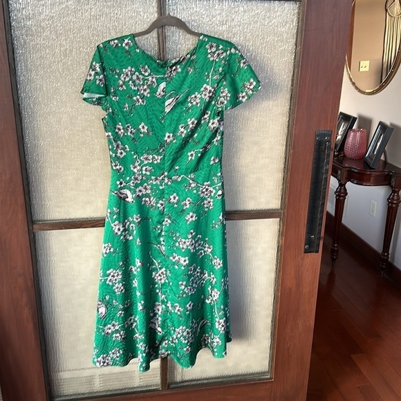 Hutch Green Wrap Tie Front Midi Dress - Picture 8 of 13